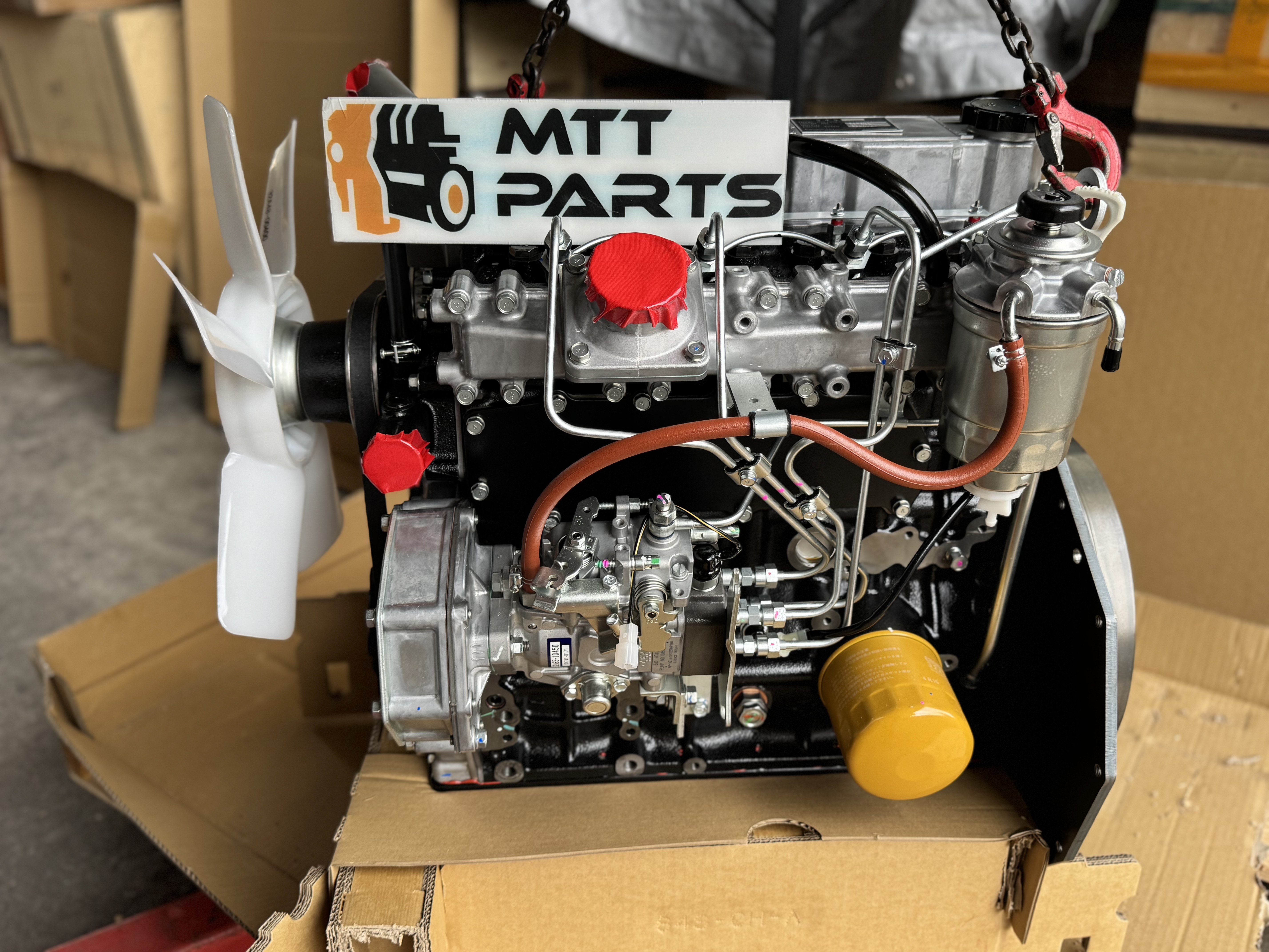 10 động cơ Mitsubishi S4S hoàn toàn mới được bàn giao cho khách hàng